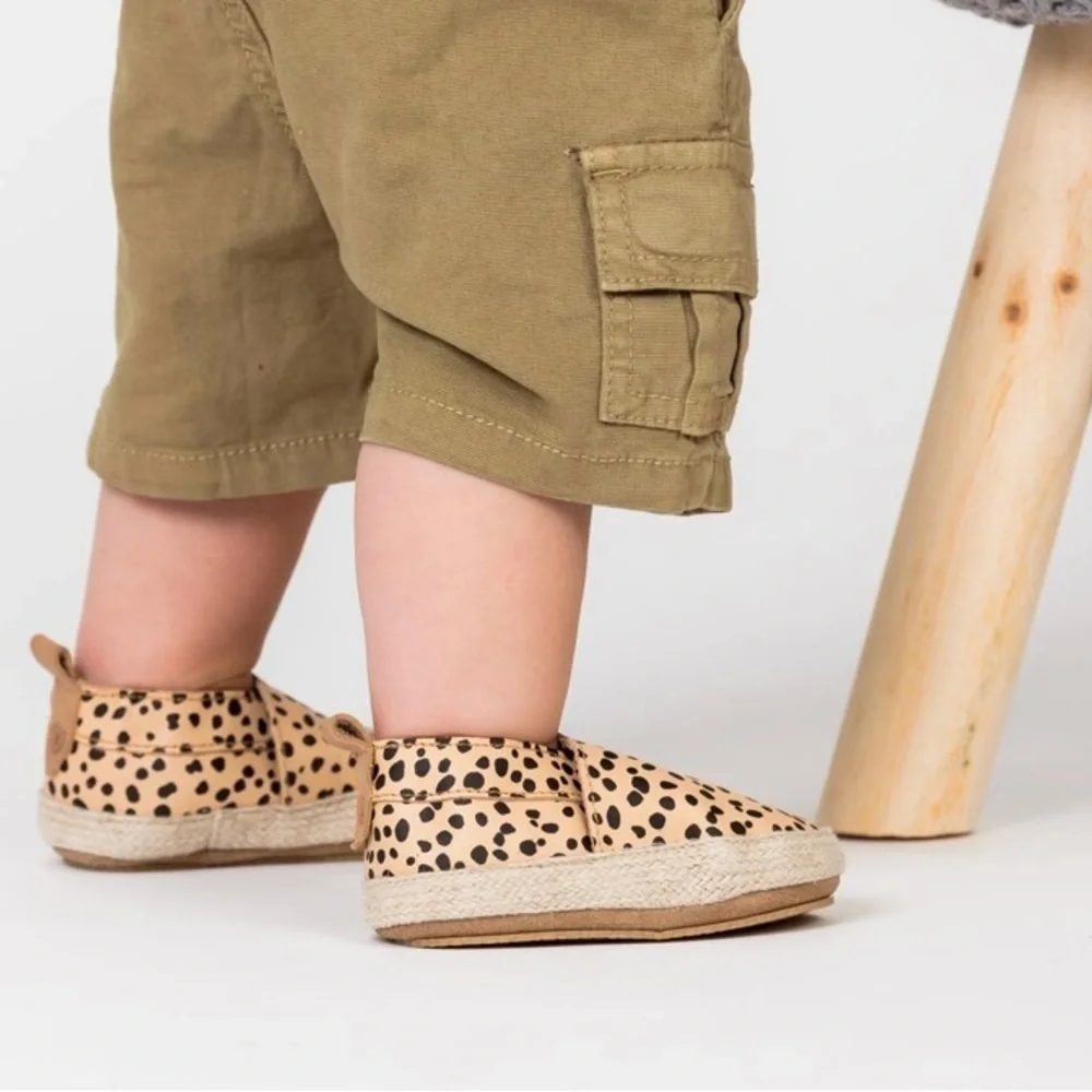 Pretty Brave Espadrilles Safari Spot Baby Shoe Size Small NWOT